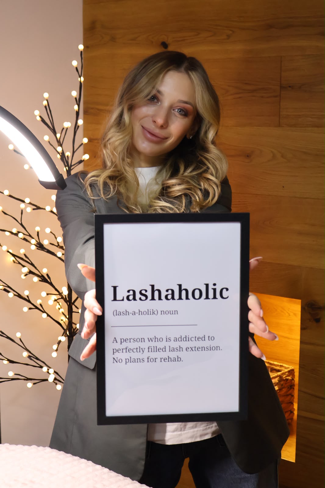 Lisa - Wimpernspezialistin